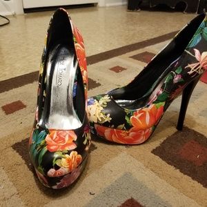 Black Flower print heels